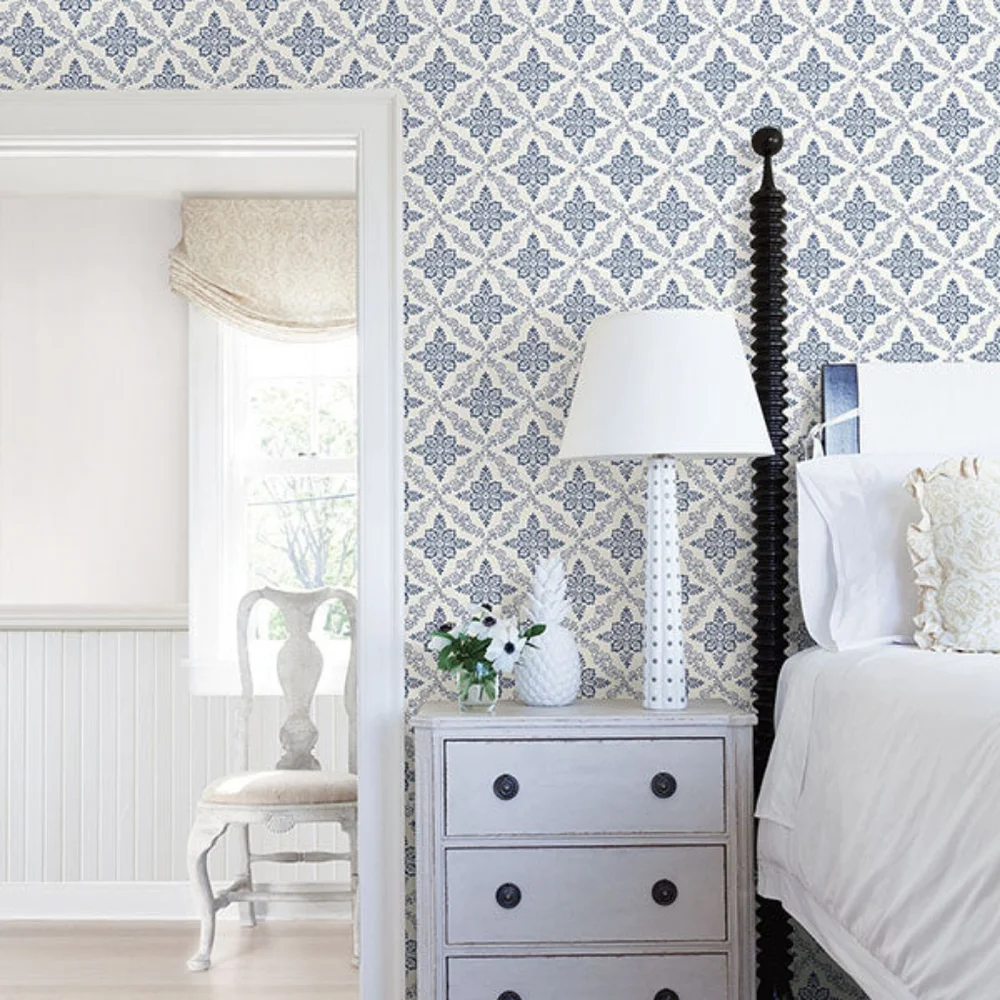 Wallpaper Wynona Geometric Floral White & Navy